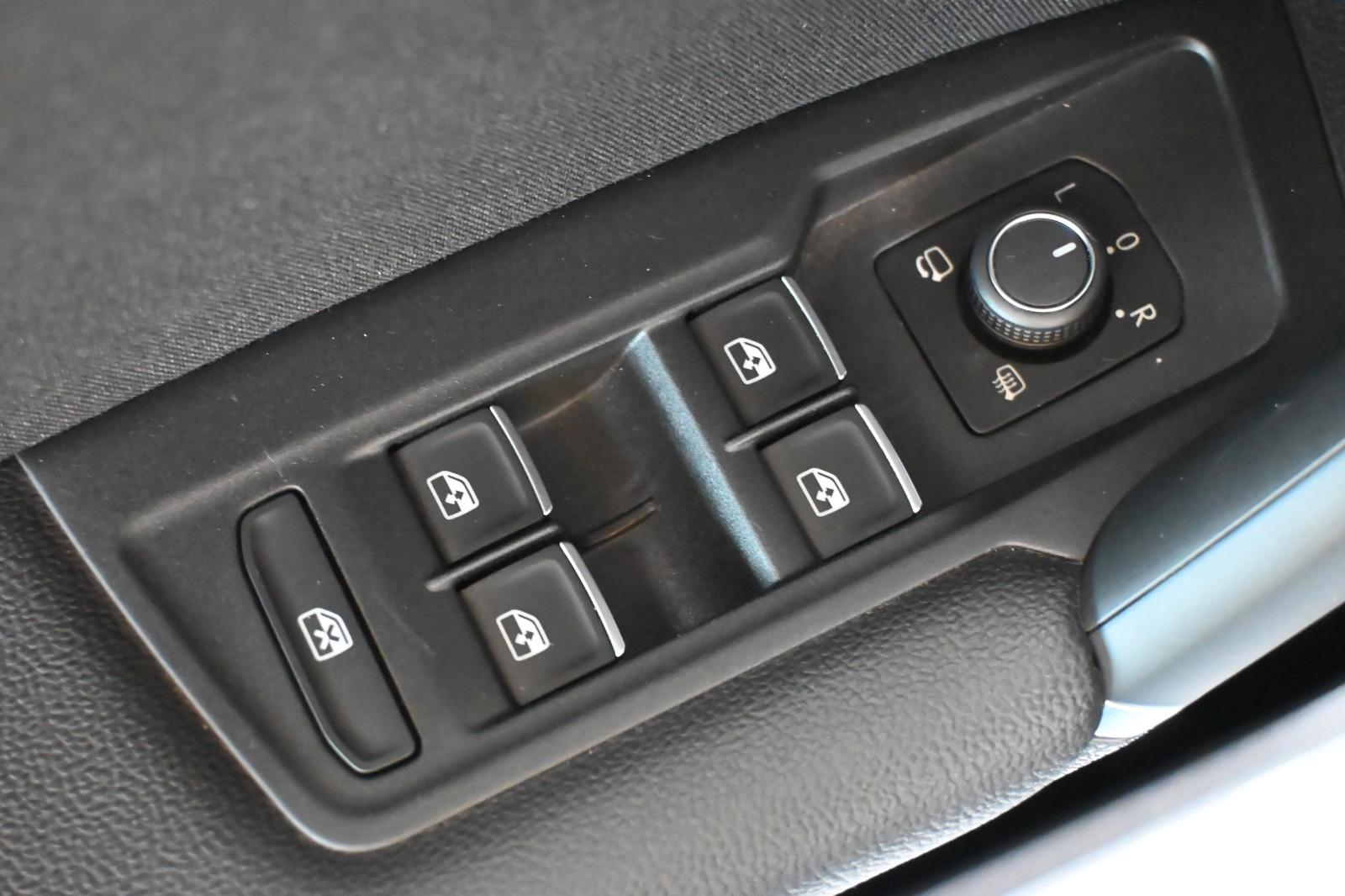 Volkswagen Tiguan Highline/LED/MASS./AHK/RFK/1.HAND/HEAD-UP