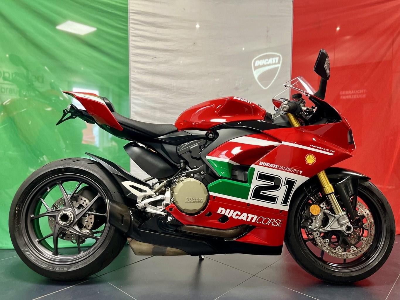 Ducati Panigale V2 Bayliss 1st Championship 20th