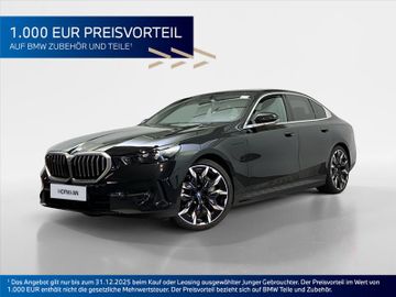 BMW Leasingangebot: BMW 550e xDrive Aut. Travel+360°+Merino+Innovation