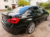 BMW 318i - Scheckheft 19Zoll M Felgen Black Edition - BMW 318: Schwarz