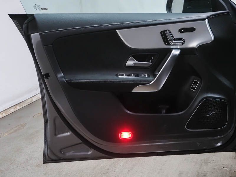 Mercedes-Benz CLA 250 Shooting Brake 4M AMG Special-Edition foto 5