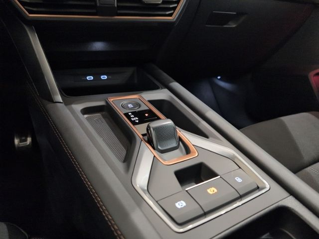 Leon ST 1.5 eTSI DSG AHK+LED+ACC+PDC+KLIMAAU.+SZ