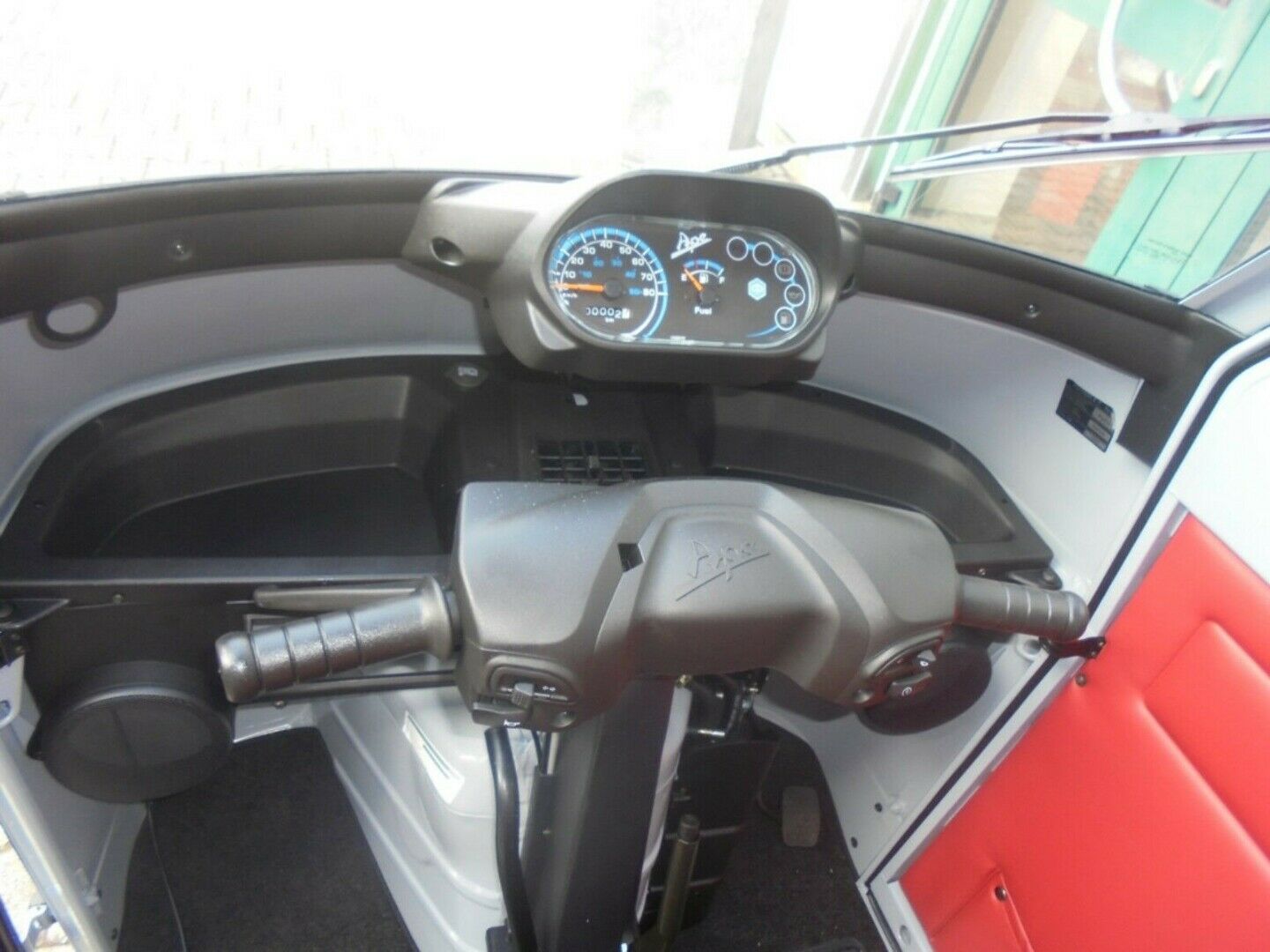 Fahrzeugabbildung Piaggio Ape 50 Cross Country grau, auch als 25 km/h erhä