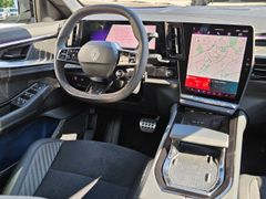Fahrzeugabbildung Rafale 200 E-Tech Full Hybrid Esprit Alpine 1.2