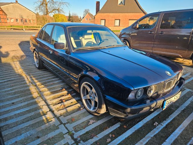 BMW E34 525i Limousine 