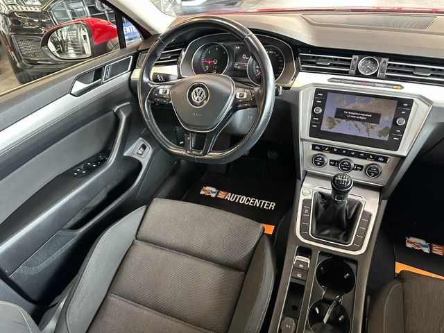 Volkswagen Passat Variant *Massage*Keyless*Tempo*Navi*
