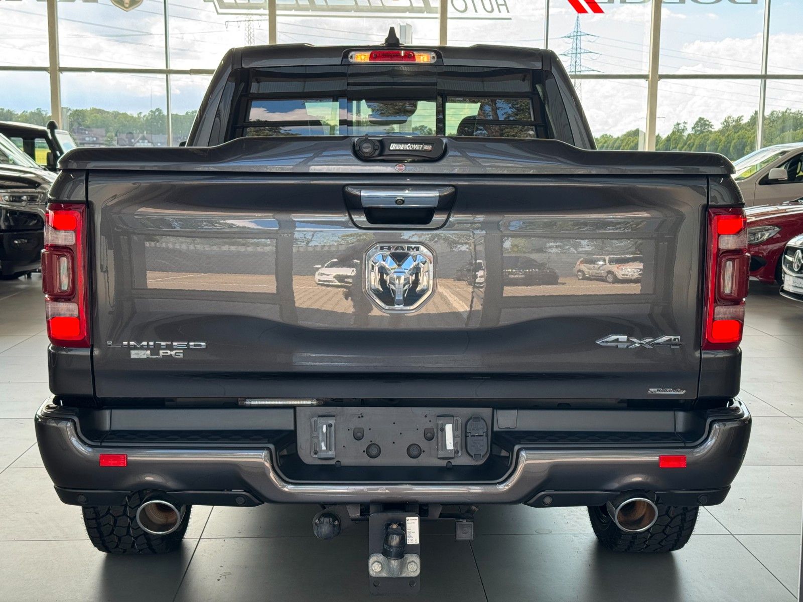 Fahrzeugabbildung Dodge RAM 5,7 Limited LPG "200 Liter-Tank  AHK LRA"