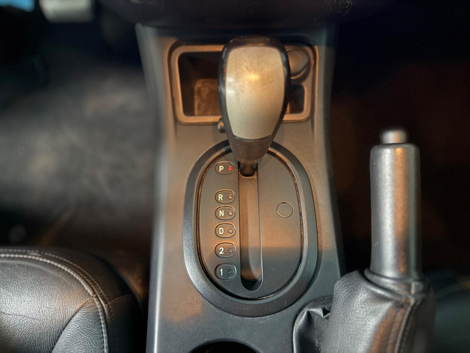 Ford Maverick 2006 — photo 18