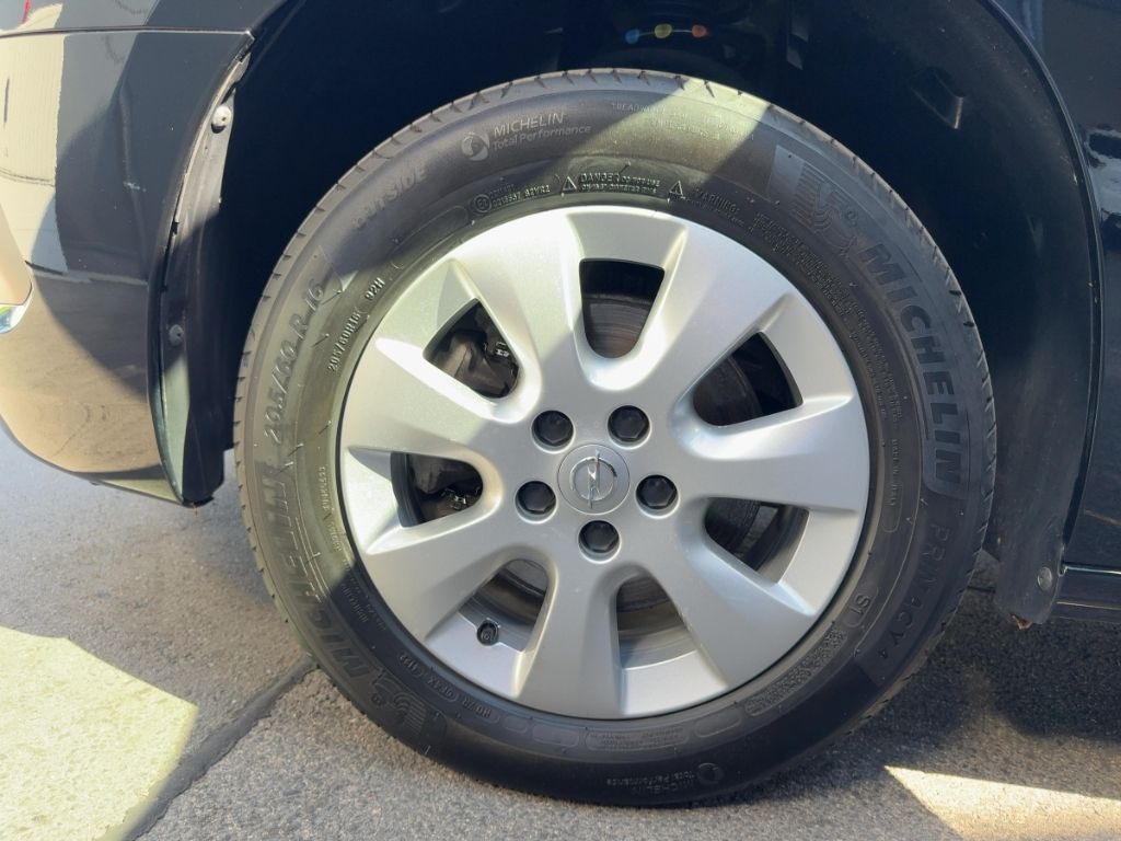 Fahrzeugabbildung Opel Combo Life Ultimate AUTOMATIK  SITZHEIZUNG  RÜCK