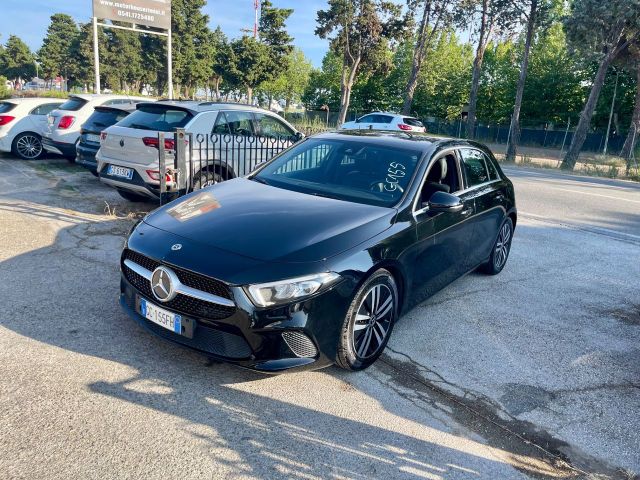 MERCEDES-BENZ Mercedes-benz A 180 d Automatic Sport