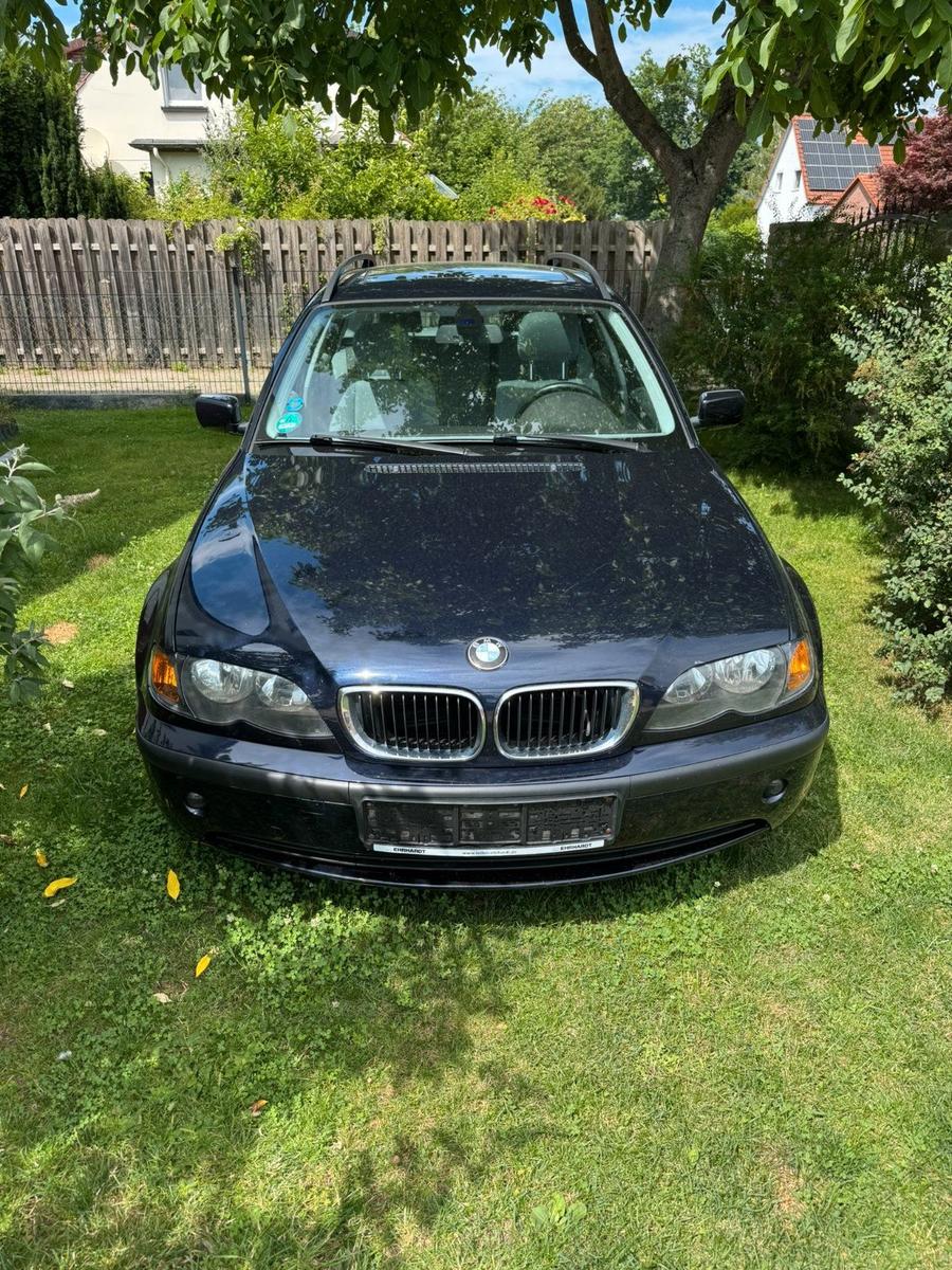 BMW 318 2004 — photo 7