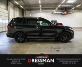 BMW X7 xDrive 30d M PANO AHK HARMAN ACC STANDHZ 360° - BMW X7: mit Anhängerkupplung