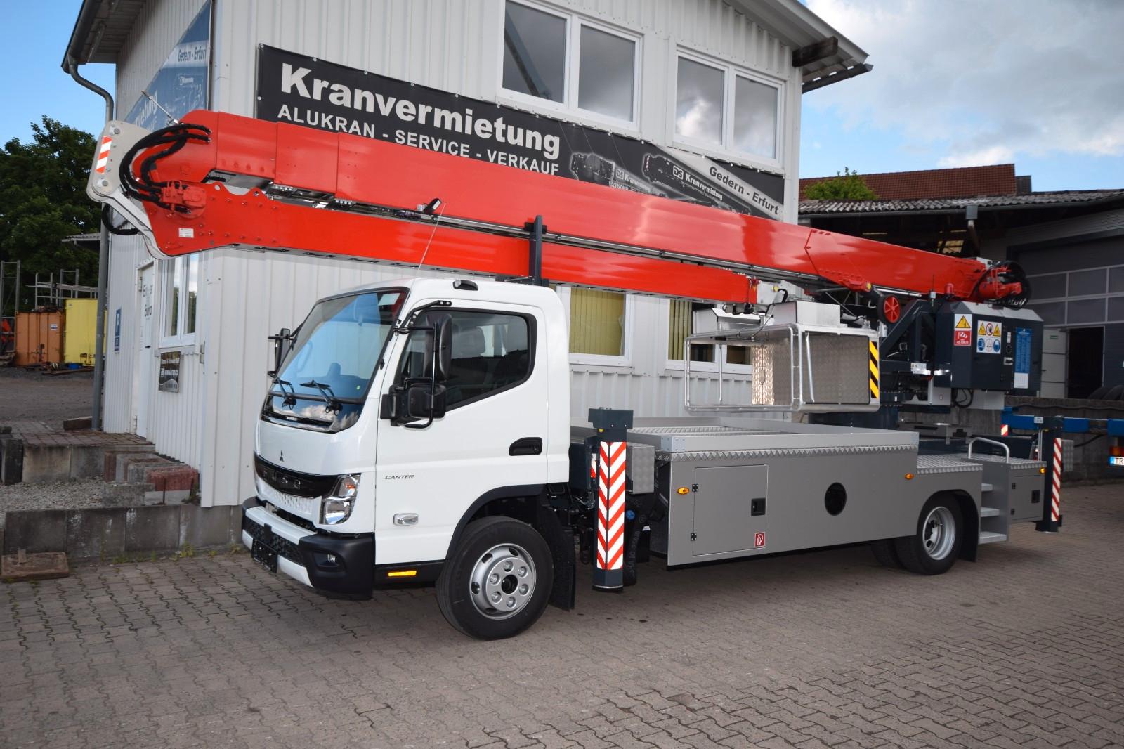 Mitsubishi Fuso AMAK 65E -  Vollelektrisch im Kranbetrieb