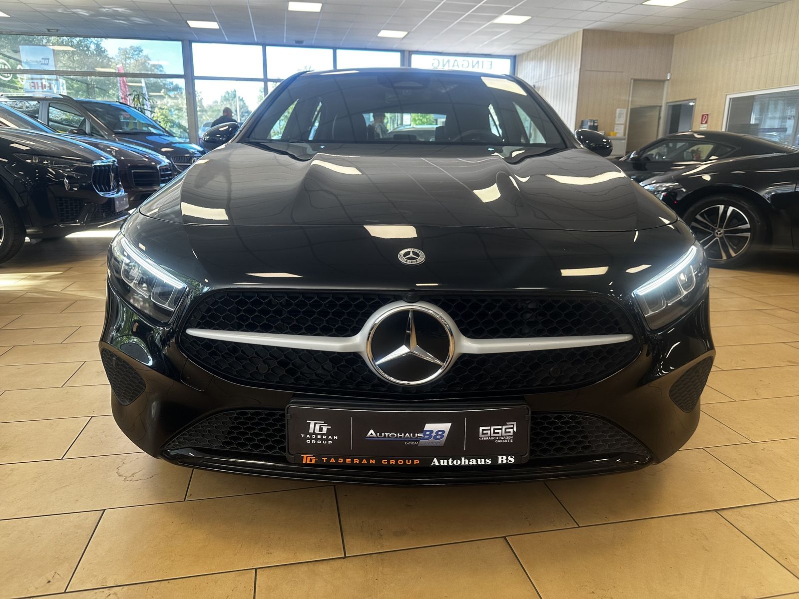 Mercedes-Benz A 180 Mild-Hybrid*Distr.+*Navi*R.Cam*PDC*DAB*LED imagem 2