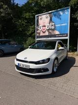 Volkswagen Scirocco 2.0 TSI DSG -211 PS - Volkswagen Scirocco mit Benzin-Antrieb: Automatik