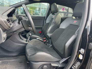 Fahrzeugabbildung Ford Puma ST X LED Verkehrszeichenerk., tot. W. Ass.