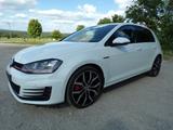 Volkswagen VW Golf GTI VII Performance 230PS - Volkswagen Golf: V GTI Ps