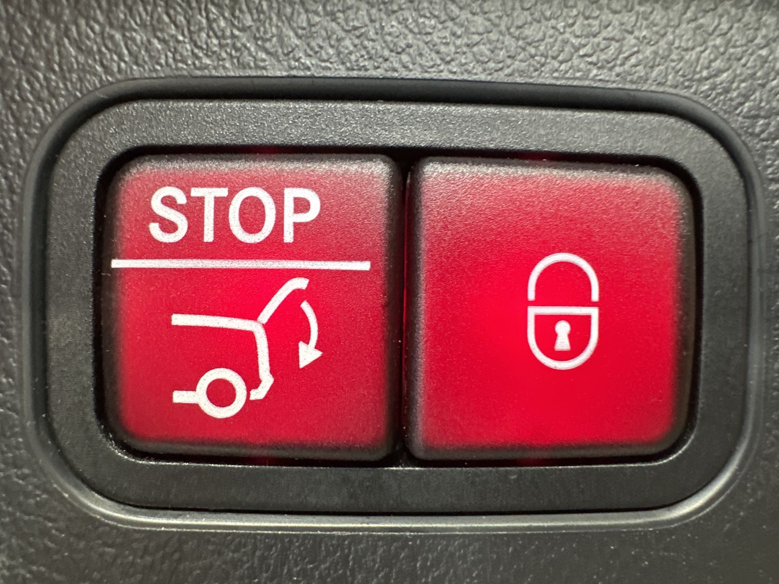 Fahrzeugabbildung Mercedes-Benz C 220d T All Terrain 4M NAV+LED+PANO+AHK+ACC