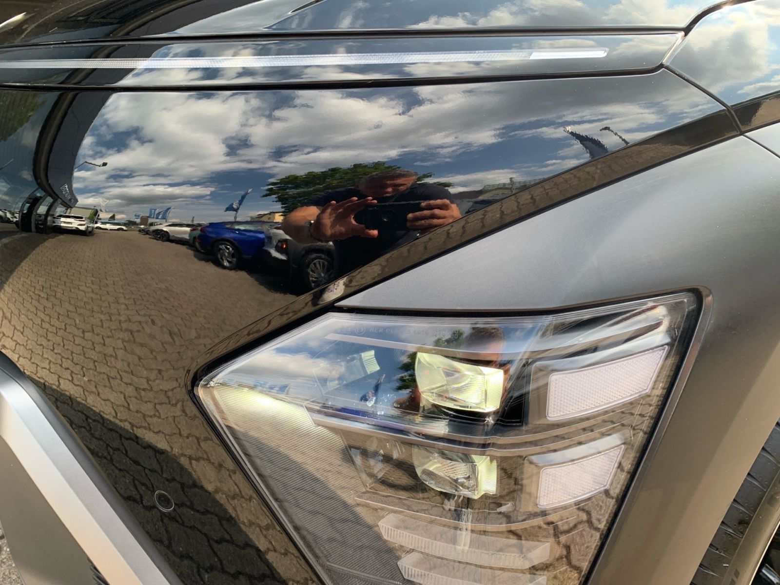 Fahrzeugabbildung Hyundai KONA 1.6 GDI Trend Hybrid Licht Paket