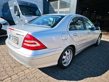 صورة 4 لـ 2006 Mercedes-BENZ C 180