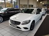 Mercedes-Benz C 180 AVANTGARDE NIGHT LED NAVI AHK KAMERA SHZ - Mercedes-Benz C 180 mit Diesel-Antrieb: Automatik