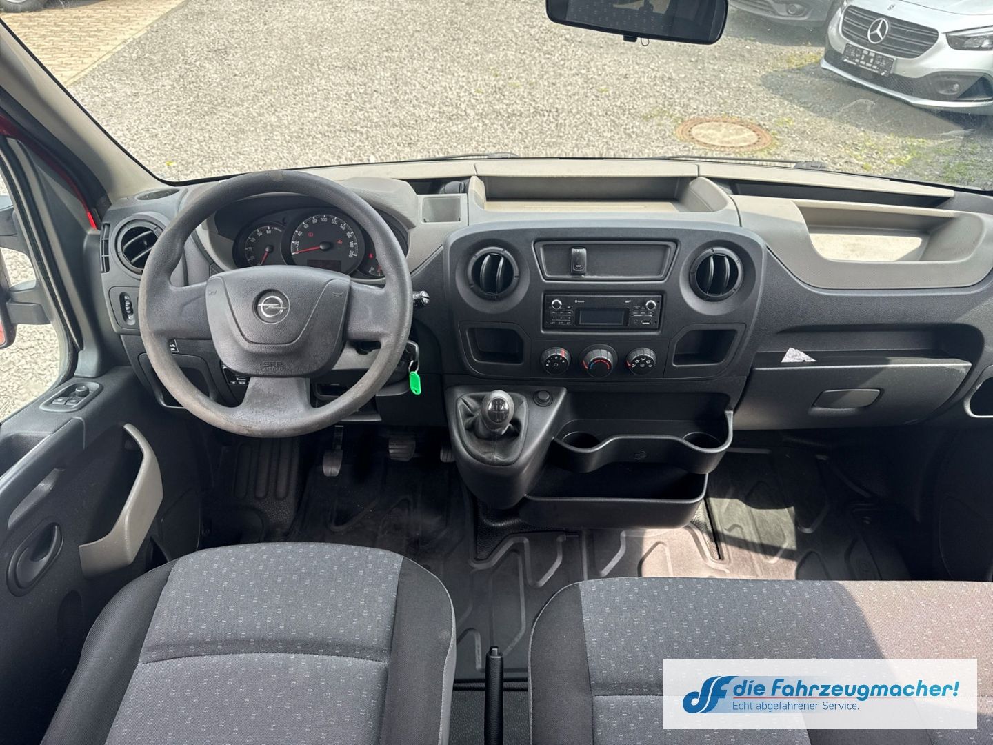 Fahrzeugabbildung Opel Movano StandHZG PDC Berganfahrass.*8036