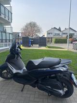Piaggio Beverly 350 Sport Touring 2020 - Piaggio Motorräder in Köln