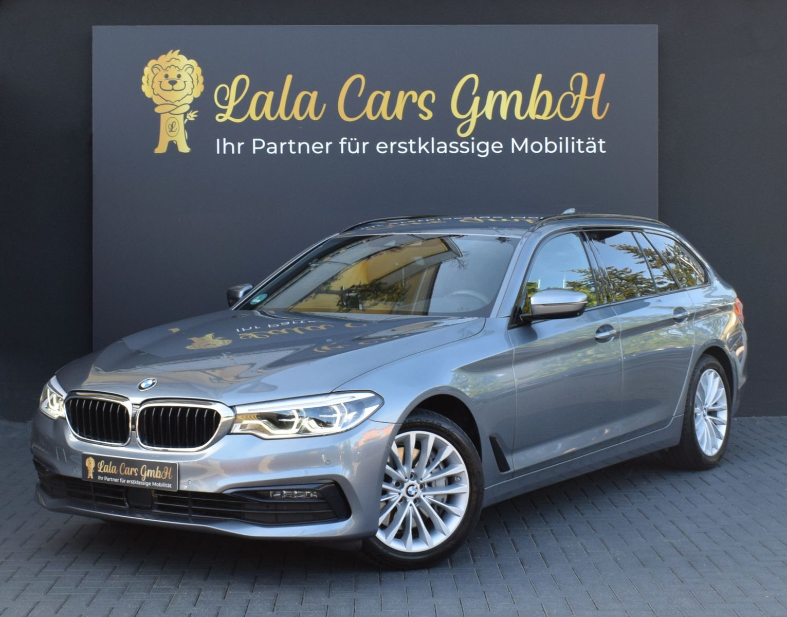 BMW 540 i xDrive SPORT-LINE DAB HARMAN KARDON LED foto 3