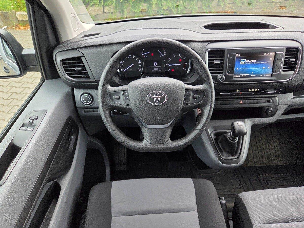 Toyota Proace Kombi 1.5 D L1 Comfort Navi PDC hinten