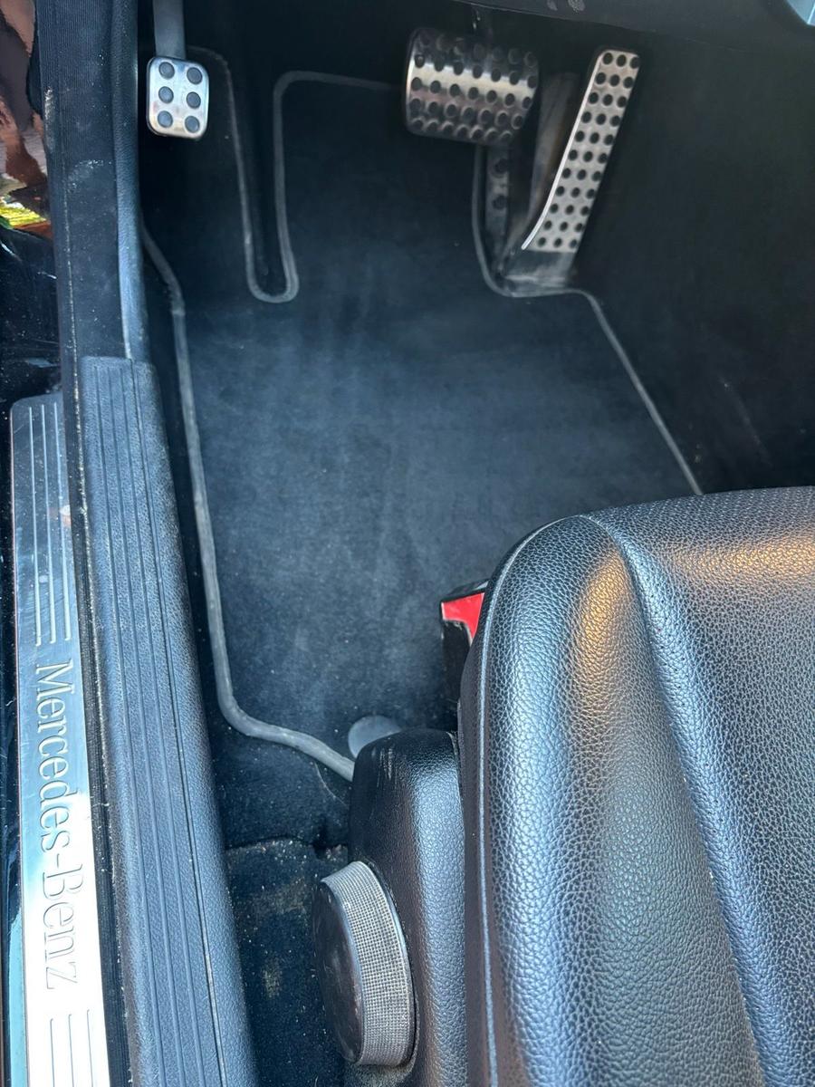 Mercedes-Benz C220 2008 — photo 9