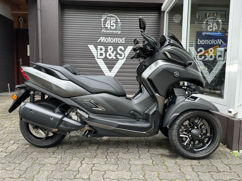 Elegantes Yamaha Tricity 300 Gebraucht Bilder