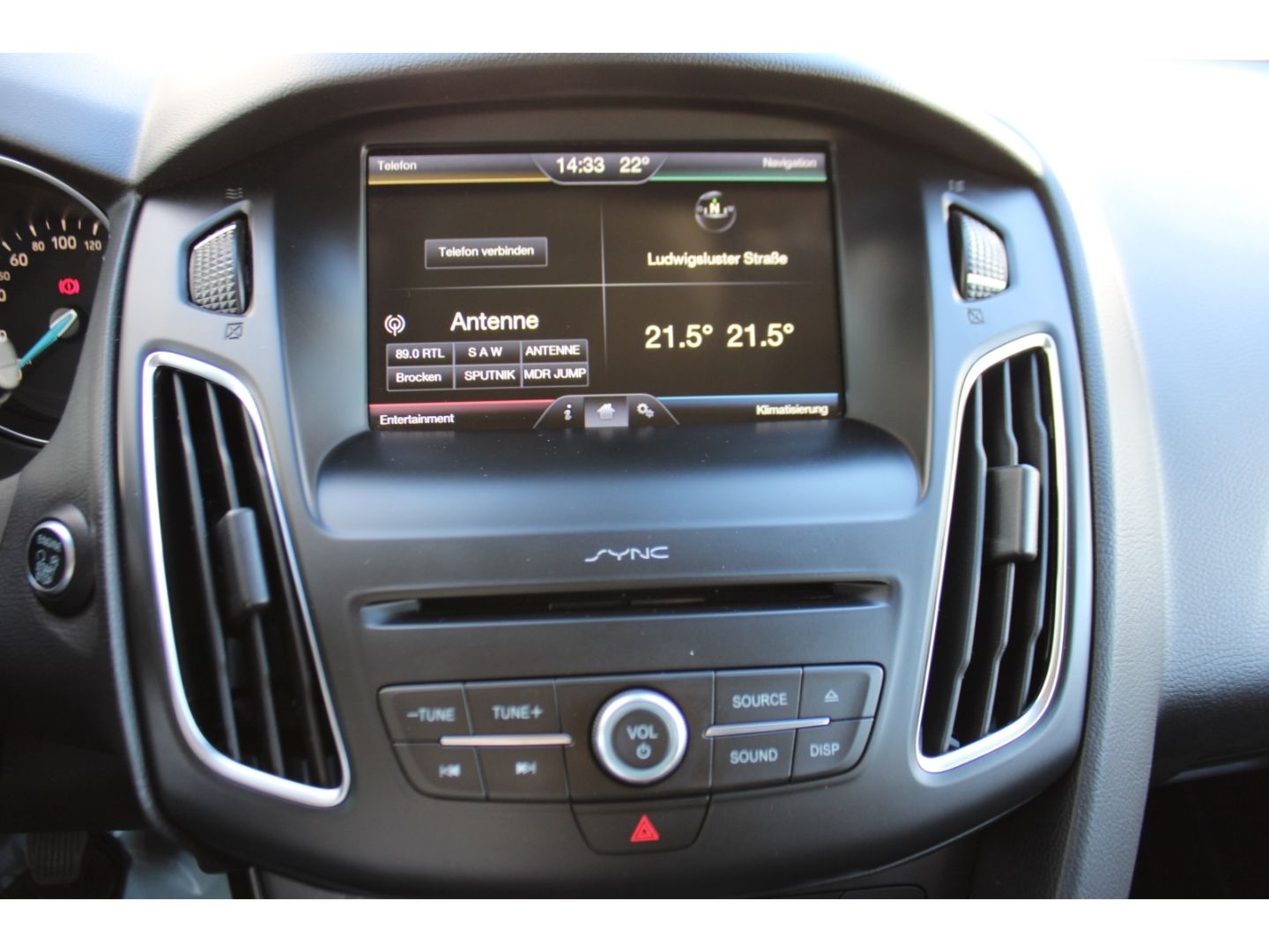 FORD Focus Turnier 1.5 EcoBoost Titanium Navi TWA RFK - Image 20