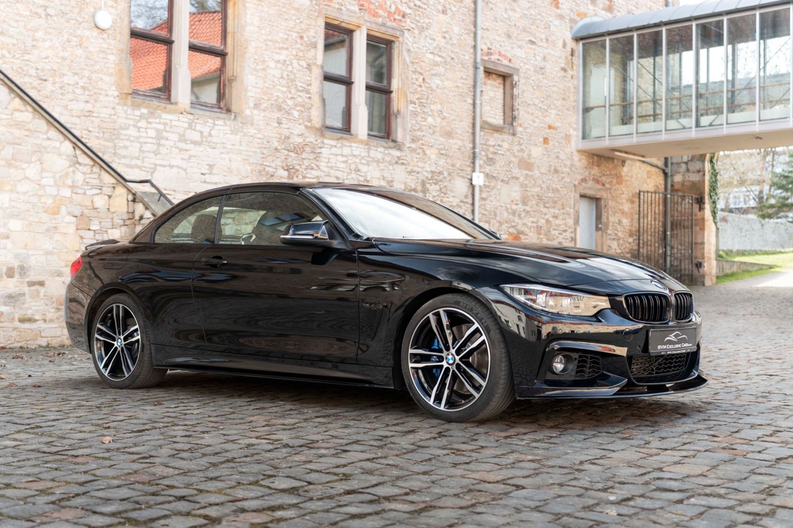 Fahrzeugabbildung BMW 435I Cabrio M-PERFORMANCE H&K KAM NAV ALC CARBON