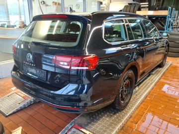 Volkswagen Passat Variant - 4