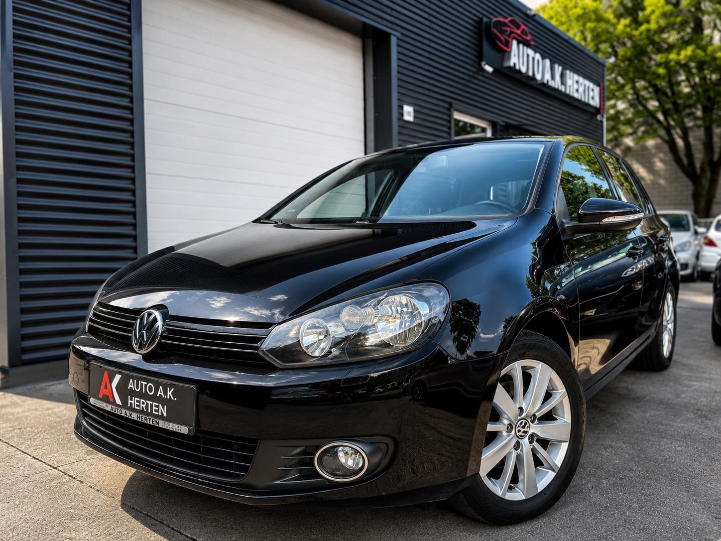 Volkswagen GOLF VI * 2 Hand * Parkhilfe * Sitzheizung *