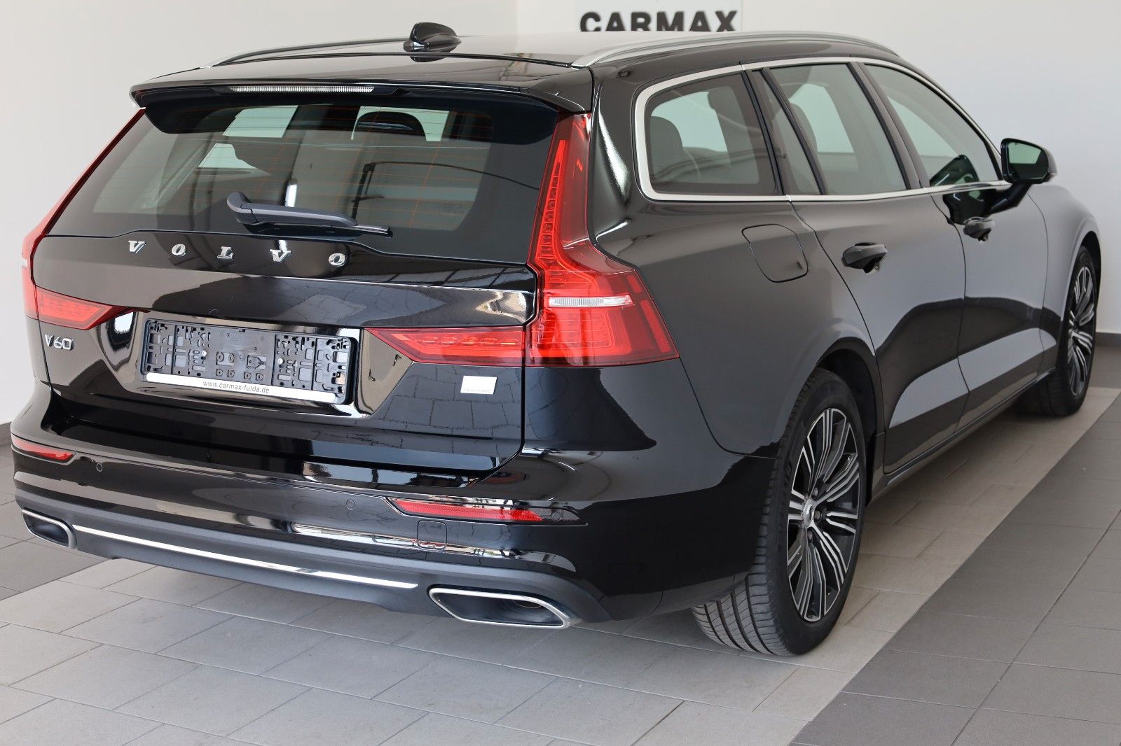 Fahrzeugabbildung Volvo V60 Kombi T6 Recharge Inscription Navi,LED,Apple