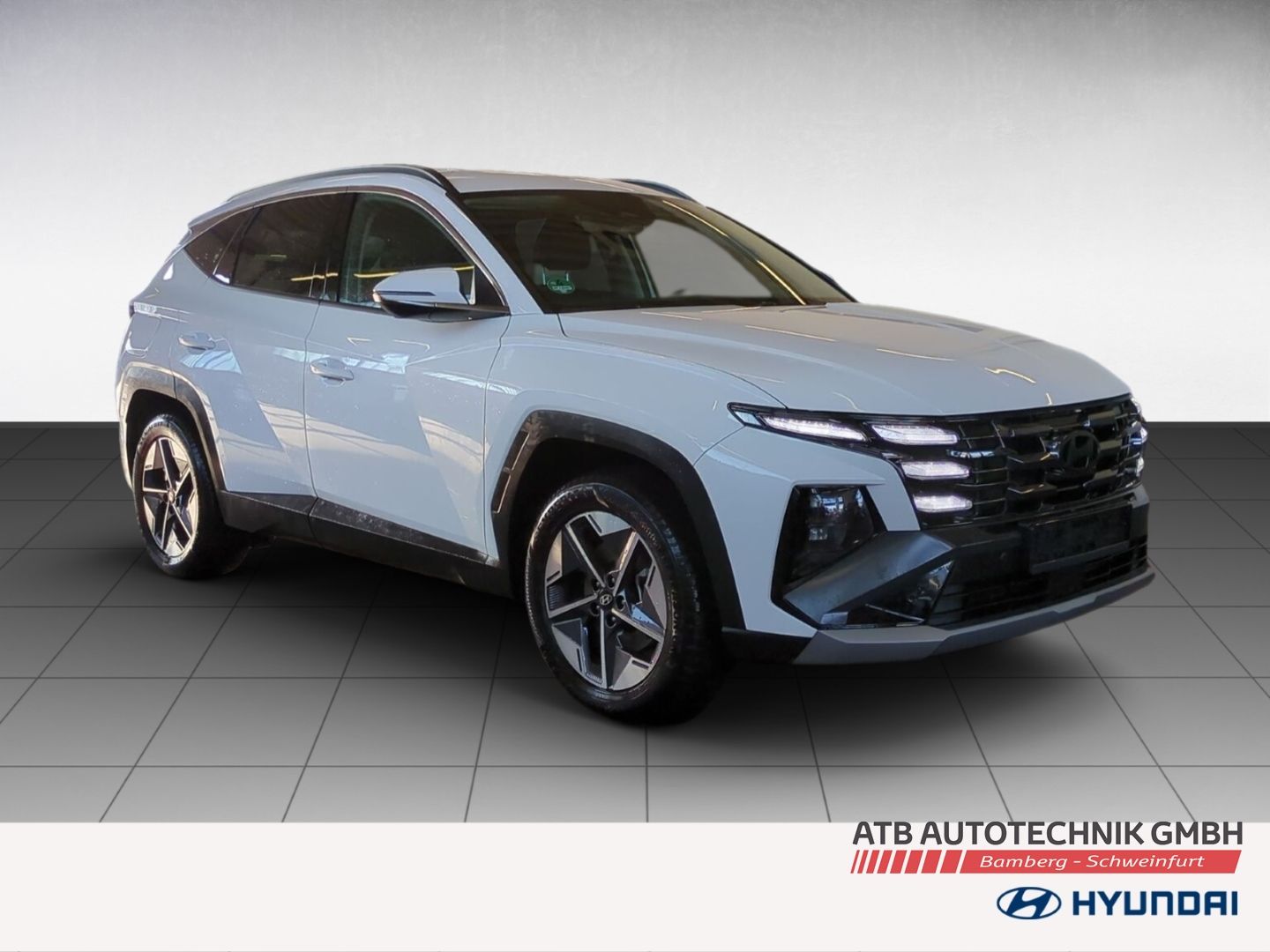 Fahrzeugabbildung Hyundai Tucson Trend 1.6 T-GDi PHEV 6-AT 4WD Navi LED El
