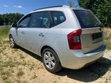 Kia Carens EX - Kia Carens aus 2007 mit Diesel-Antrieb