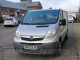 Opel Vivaro 2.0CDTI L2H1 AHK Bluetooth 3-Sitzer Lang - Opel Vivaro aus 2014
