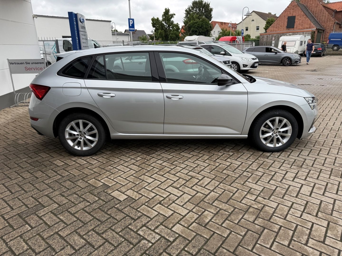 SKODA Scala 1.5 TSI EU6d DSG CarPlay SHZ RFK Alu LED - Image 7