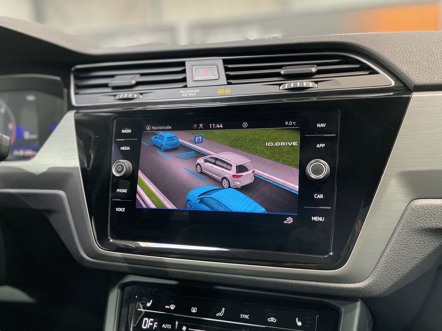 Fahrzeugabbildung Volkswagen Touran Comfortline#LED#ACC#Virtual#Spur#Alcantar
