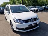 Volkswagen Sharan 1.4 TSI DSG UNITED*PANO*CAM*STH*AHK*XENON - Volkswagen Sharan in Braunschweig