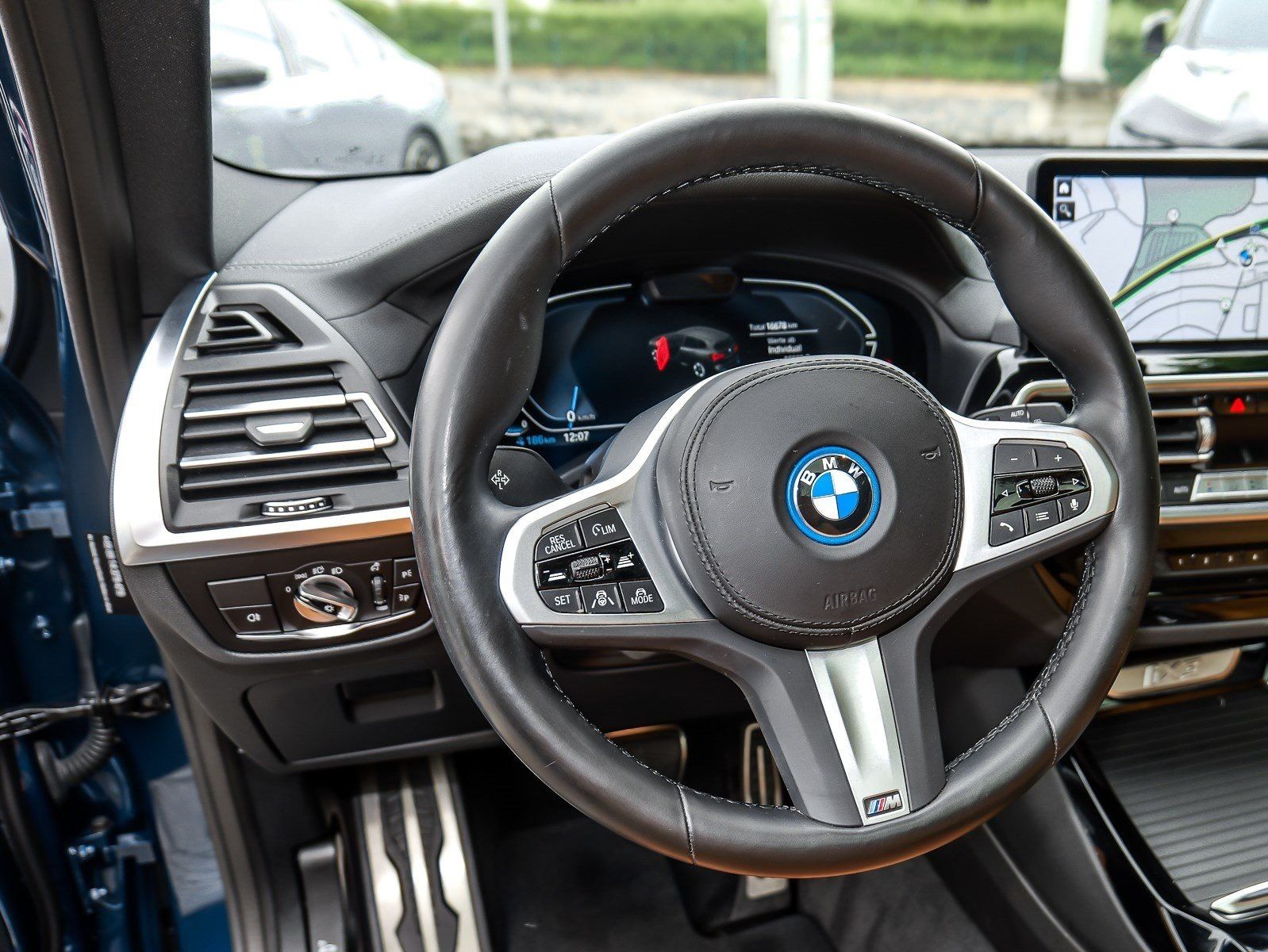 BMW iX3 - Bild 23