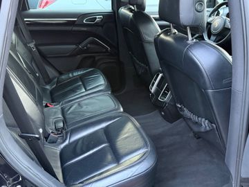 Porsche Cayenne - 12