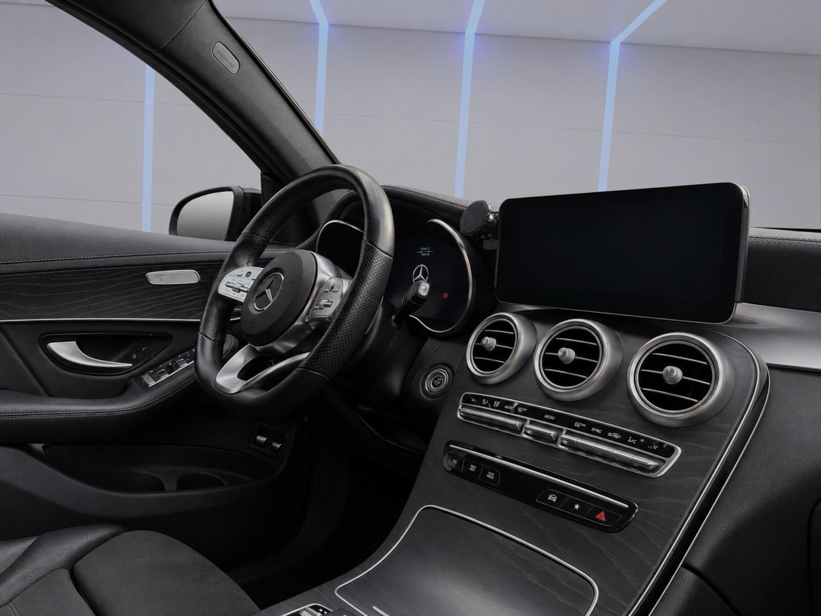 Mercedes-Benz GLC 300 4Matic AMG 360° S-DACH BURMESTER NIGHT 2