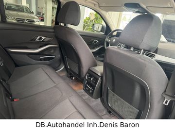 BMW 320 - 11