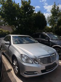 Mercedes E 200 - 1