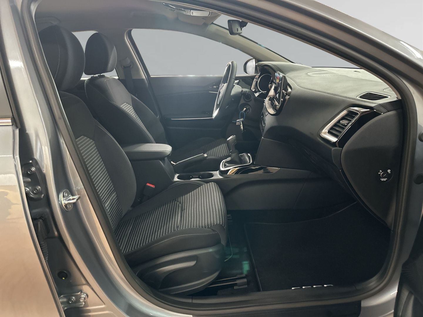 Fahrzeugabbildung Kia Ceed 1.0T 100 Vision Komfort+ Navi+Apple CarPlay