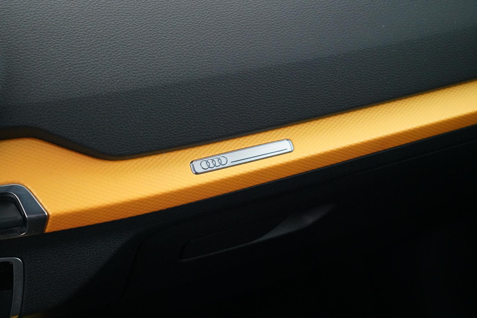 Audi Q2 1.0 TFSI SPORT ULTRA S-LINE NAVI + SCHECKHEFT