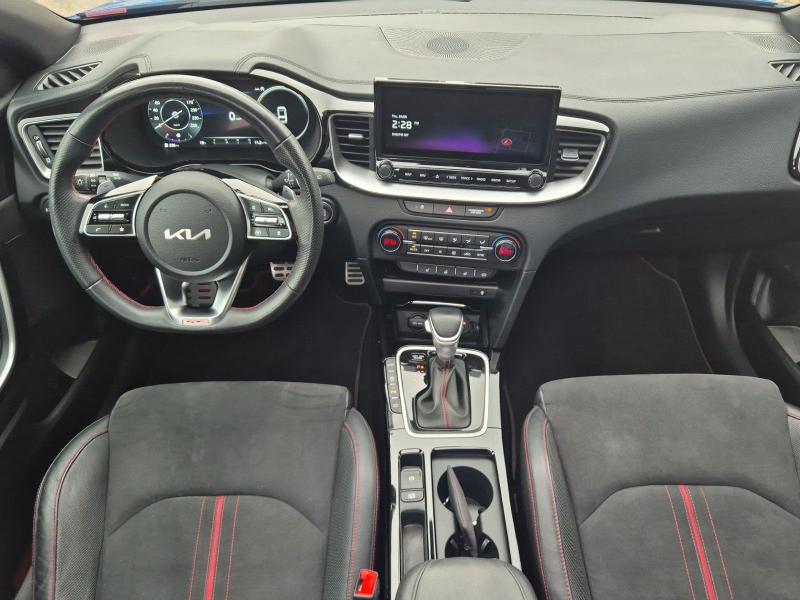 Fahrzeugabbildung Kia ProCeed 1.6 GT GD KOMFORT Tieferlegung Giacuzzo